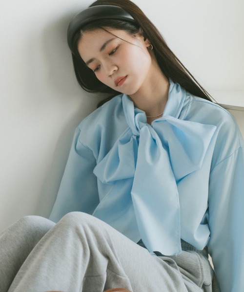 VANNIE U(ヴァニーユー)の「ボウタイブラウス(シャツ/ブラウス・レディース・ホワイト/ブルー・FREE)」の15枚目の写真