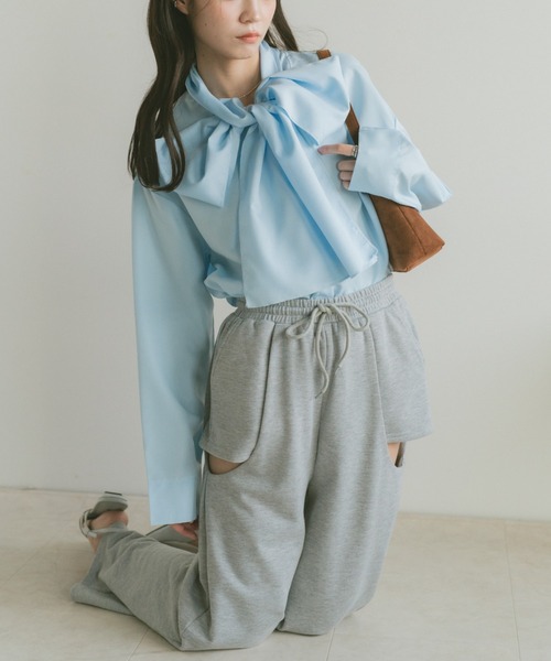 VANNIE U(ヴァニーユー)の「ボウタイブラウス(シャツ/ブラウス・レディース・ホワイト/ブルー・FREE)」の18枚目の写真