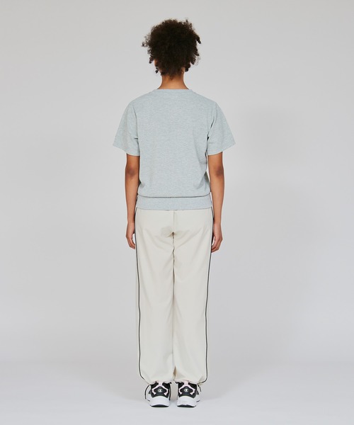 Champion(チャンピオン)の「【Champion/チャンピオン】レディース ショートスリーブTシャツ(Tシャツ/カットソー・レディース・グレイッシュブルー/ホワイト/ブラック/グレー・LARGE/MEDIUM)」の10枚目の写真