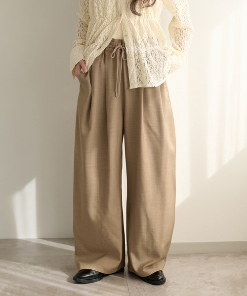 apres jour clair（アプレジュールクレア）の「【接触冷感】【UVカット】コクーンイージーパンツ【apres jour clair】（スラックス・レディース・ホワイト系その他/ダークブラウン/ベージュ/グレー/ブラウン系その他/アイボリー・SMALL/MEDIUM/LARGE）」の6枚目の写真