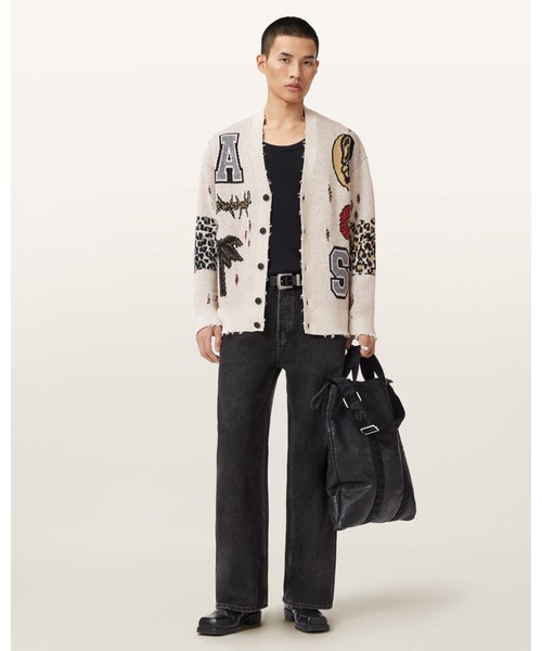 ALLSAINTS(オールセインツ)の「FOXX JACQUARD OVERSIZED CARDIGAN| FOXX ジャカード オーバーサイズ カーディガン(カーディガン/ボレロ・メンズ・ホワイト系その他・XS/S/M/L)」の4枚目の写真