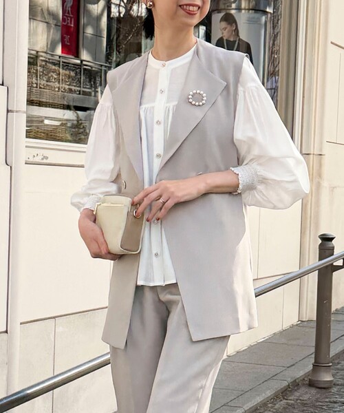 MICO COULIER（ミコクリエ）の「《セットアップ対応》ライトモククロスベスト（ダウンジャケット/コート・レディース・ネイビー/グレイッシュベージュ・38）」の6枚目の写真