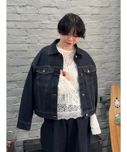 Te chichi(テチチ)の「デニムジャケット《2026 spring catalog item》(ノーカラージャケット・レディース・ネイビー/ブルー・F)」の4枚目の写真