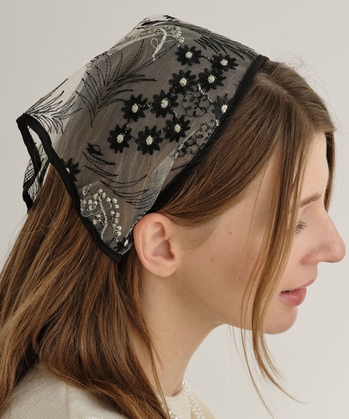 ZAKKA-BOX(ザッカボックス)の「クラッシーレースラップ(バンダナ/スカーフ・レディース・ブラック/ホワイト×ブラック・FREE)」の2枚目の写真