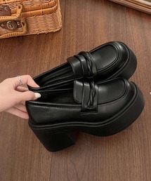 maison de LATIR（メゾンドラティール）の「足元を今っぽく歩きやすい厚底大人スニーカーローファー（ローファー）」