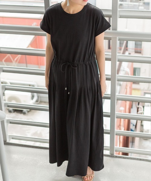 aity(アイティ)の「M-5L コットン タックスカートロングワンピース 夏服(ワンピース・レディース・チャコールグレー/ブラック/ネイビー/ブラウン系/ピンク系・4L~5L/LL~3L/M~L)」の2枚目の写真