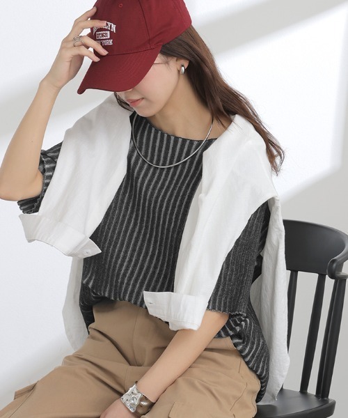 HUG.U（ハグユー）の「「ピチ見えしない」配色リブサマーニット（Tシャツ/カットソー・レディース・グレー/ブルー/ブラック×グレー・FREE）」の2枚目の写真