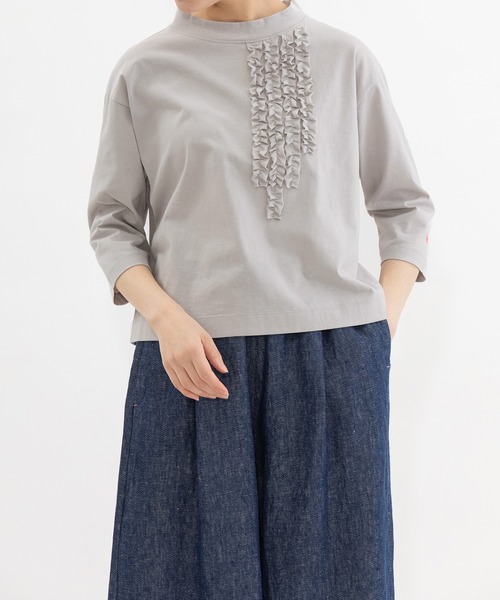 nop de nod(ノップドゥノッド)の「モックネック6分袖フリルTシャツ(Tシャツ/カットソー・レディース・ブラック/ダークグレー/オフホワイト/ライトグレー・3)」の7枚目の写真