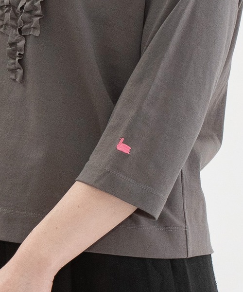 nop de nod(ノップドゥノッド)の「モックネック6分袖フリルTシャツ(Tシャツ/カットソー・レディース・ブラック/ダークグレー/オフホワイト/ライトグレー・3)」の14枚目の写真