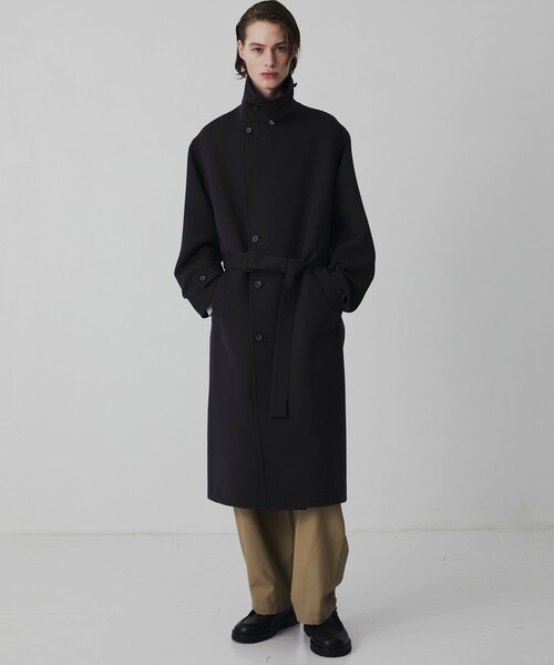 UNITED TOKYO（ユナイテッドトウキョウ）の「【新作】Three Weave 2way スタンドコート　｜2WAY仕様/スタンドカラー/チェスター /軽量/ストレッチ/防シワ/ 静電気防止/オフィスカジュアル/通勤/ベルト付き（ダウンジャケット/コート・メンズ・ブラック/ダークグレー・1/2）」の11枚目の写真