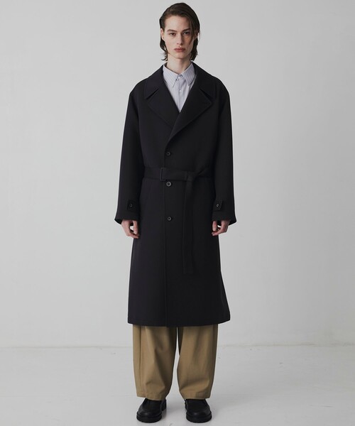 UNITED TOKYO（ユナイテッドトウキョウ）の「【新作】Three Weave 2way スタンドコート　｜2WAY仕様/スタンドカラー/チェスター /軽量/ストレッチ/防シワ/ 静電気防止/オフィスカジュアル/通勤/ベルト付き（ダウンジャケット/コート・メンズ・ブラック/ダークグレー・1/2）」の12枚目の写真