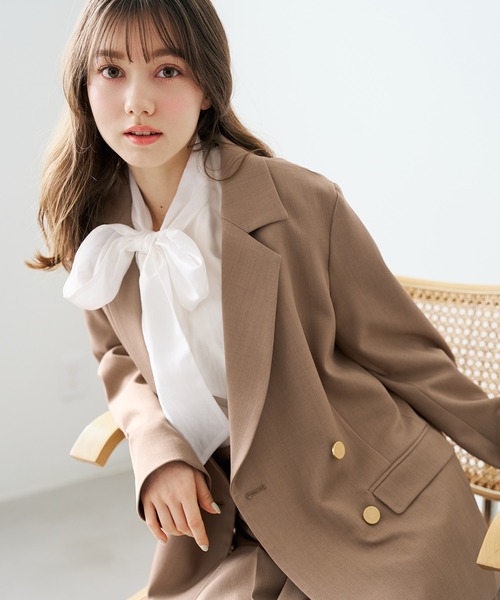 31 Sons de mode(トランテアン ソン ドゥ モード)の「2026春夏新作 スプリングテーラードジャケット(テーラードジャケット・レディース・ベージュ/モカ・S/M)」の1枚目の写真