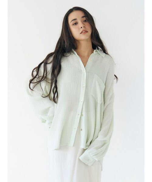 Ungrid(アングリッド)の「楊柳ビッグルーズシャツ(シャツ/ブラウス・レディース・グリーン/オレンジ/オフホワイト・FREE)」の2枚目の写真