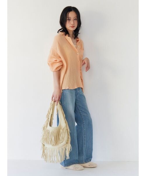 Ungrid(アングリッド)の「楊柳ビッグルーズシャツ(シャツ/ブラウス・レディース・グリーン/オレンジ/オフホワイト・FREE)」の12枚目の写真