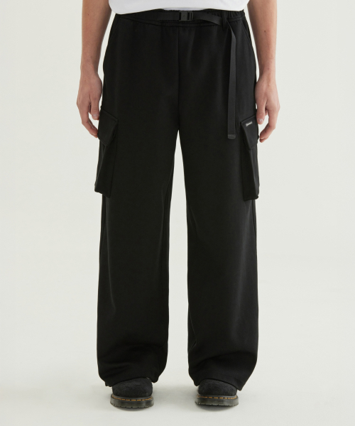 COVERNAT（カバーナット）の「ワイドカーゴスウェットパンツブラック（その他パンツ・メンズ・その他・SMALL/X-LARGE/LARGE/MEDIUM）」の7枚目の写真