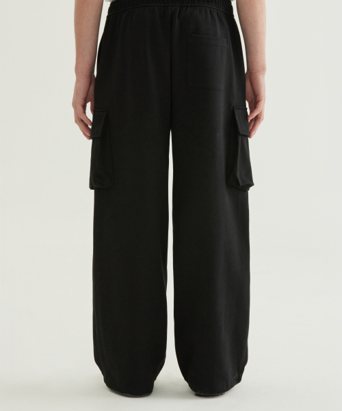COVERNAT（カバーナット）の「ワイドカーゴスウェットパンツブラック（その他パンツ・メンズ・その他・SMALL/X-LARGE/LARGE/MEDIUM）」の9枚目の写真