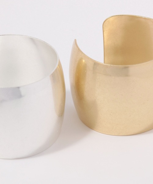 GLOBAL WORK（グローバルワーク）の「太幅バングル/646398（ブレスレット・レディース・ゴールド/シルバー・FREE）」の4枚目の写真