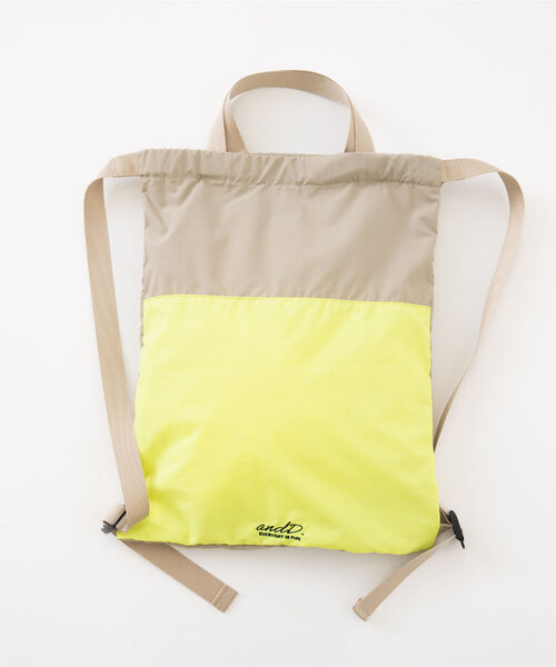 and D. petit main（アンドディープティマイン）の「【撥水】バイカラーハンドル付きナップサック（バックパック/リュック・キッズ・ベージュ/ラベンダー/チャコール・F）」の6枚目の写真