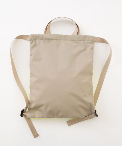 and D. petit main（アンドディープティマイン）の「【撥水】バイカラーハンドル付きナップサック（バックパック/リュック・キッズ・ベージュ/ラベンダー/チャコール・F）」の12枚目の写真