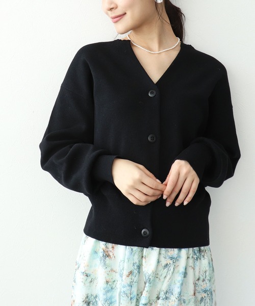 Jines（ジネス）の「キーネックリラックスカーディガン（カーディガン/ボレロ・レディース・ブルー/ネイビー/グレー/ホワイト/ブラック・38）」の3枚目の写真