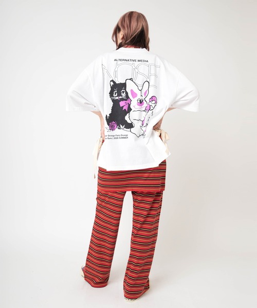 RNA（アールエヌエー）の「M2652 アイスキャラスリットT（Tシャツ/カットソー・レディース・パープル/ブラック/ホワイト・MEDIUM）」の18枚目の写真