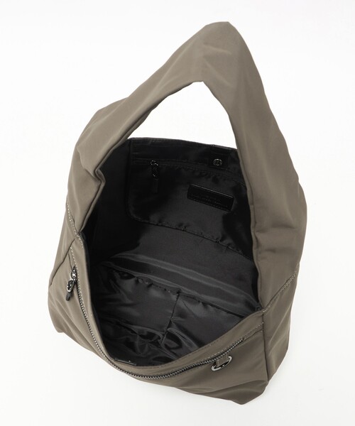 green label relaxing（グリーンレーベルリラクシング）の「【WEB限定】マット リップストップ ショルダーバッグ -撥水-（トートバッグ・メンズ・ダークブラウン/ブラック・FREE）」の11枚目の写真