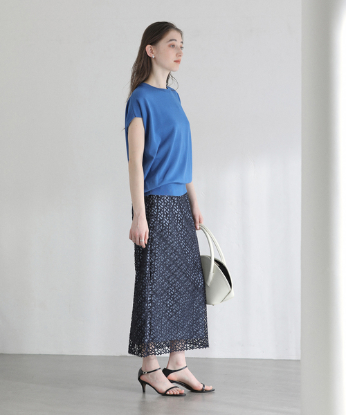 La TOTALITE(ラトータリテ)の「【洗える】接触冷感ウォッシャブルフレンチプルオーバー(ニット/セーター・レディース・ブラック/ベージュ/ホワイト/ブルー系その他・FREE)」の6枚目の写真