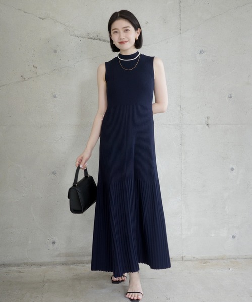 anuans（アニュアンス）の「【XSサイズあり】セミマーメイドニットワンピース（ワンピース・レディース・ネイビー/ラベンダー/ホワイト系その他/ブラウン/ブルー・X-SMALL/SMALL/MEDIUM）」の3枚目の写真