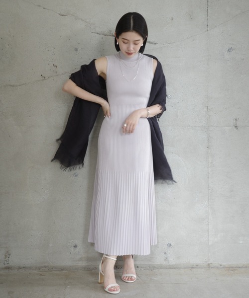 anuans（アニュアンス）の「【XSサイズあり】セミマーメイドニットワンピース（ワンピース・レディース・ネイビー/ラベンダー/ホワイト系その他/ブラウン/ブルー・X-SMALL/SMALL/MEDIUM）」の9枚目の写真