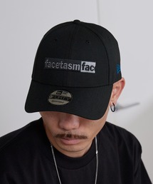 FACETASM（ファセッタズム）の「FACETASM/ファセッタズム × NEW ERA/ニューエラ LOGO CAP 9FORTY カーブバイザー ロゴ刺繍キャップ 2026年春夏（キャップ）」