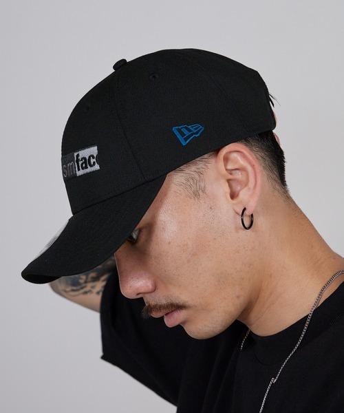 FACETASM(ファセッタズム)の「FACETASM/ファセッタズム × NEW ERA/ニューエラ LOGO CAP 9FORTY カーブバイザー ロゴ刺繍キャップ 2026年春夏(キャップ・メンズ・ブラック・FREE)」の14枚目の写真