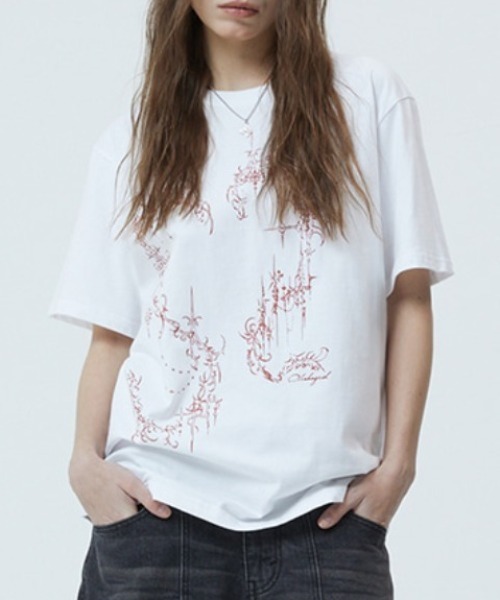 MAHAGRID(マハグリッド)の「『mahagrid/マハグリッド』HEART TATTOO TEE/ハート タトゥー Tシャツ(Tシャツ/カットソー・レディース・ホワイト/チャコールグレー・S)」の1枚目の写真