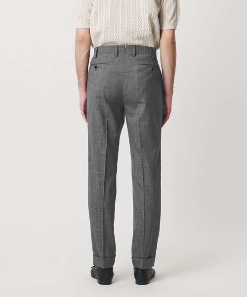 UNITED ARROWS(ユナイテッドアローズ)の「ハウンドトゥース 1プリーツ スラックス R-MODEL(スラックス・メンズ・ダークグレー・48/46/50/44)」の2枚目の写真