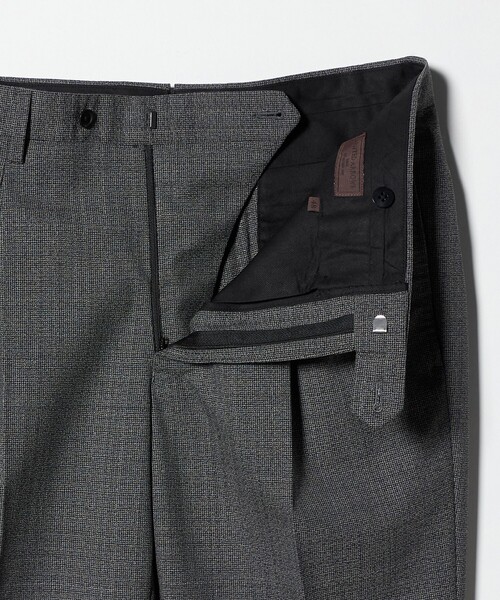 UNITED ARROWS(ユナイテッドアローズ)の「ハウンドトゥース 1プリーツ スラックス R-MODEL(スラックス・メンズ・ダークグレー・48/46/50/44)」の9枚目の写真
