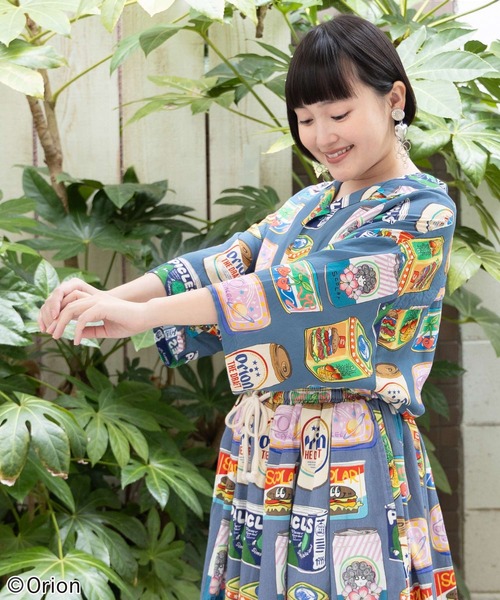 ScoLar（スカラー）の「161682：orion×ScoLar トロピカルポップ缶総柄シャツ（シャツ/ブラウス・レディース・ブルー/オフホワイト・L/M）」の7枚目の写真