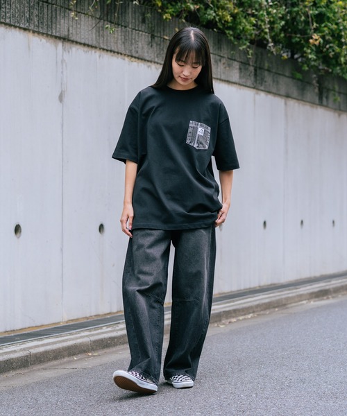 BEN DAVIS(ベンデイビス)の「【BEN DAVIS/ベンデイビス】【デニムポケットが主役】デニムポケット Tシャツ 古着加工 綿100% ワンポイント(Tシャツ/カットソー・メンズ・ブラック/ホワイト・LARGE/MEDIUM/SMALL/X-LARGE)」の17枚目の写真