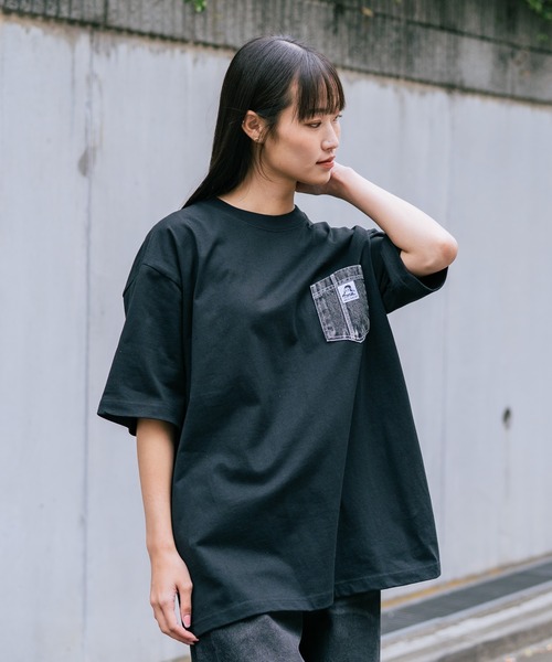 BEN DAVIS(ベンデイビス)の「【BEN DAVIS/ベンデイビス】【デニムポケットが主役】デニムポケット Tシャツ 古着加工 綿100% ワンポイント(Tシャツ/カットソー・メンズ・ブラック/ホワイト・LARGE/MEDIUM/SMALL/X-LARGE)」の4枚目の写真