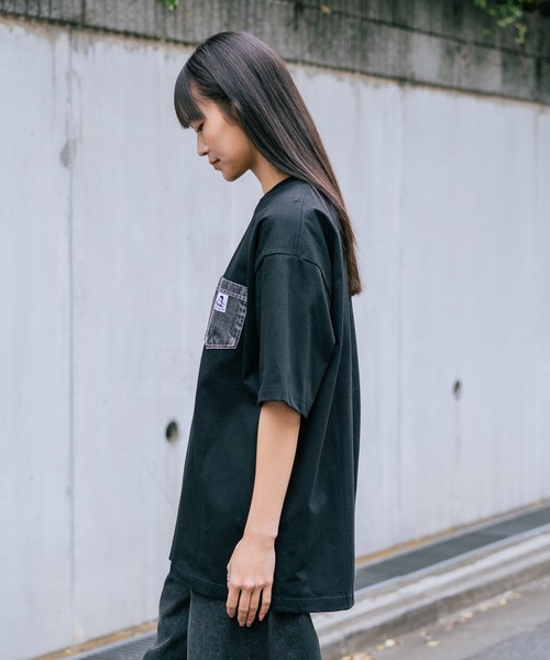 BEN DAVIS(ベンデイビス)の「【BEN DAVIS/ベンデイビス】【デニムポケットが主役】デニムポケット Tシャツ 古着加工 綿100% ワンポイント(Tシャツ/カットソー・メンズ・ブラック/ホワイト・LARGE/MEDIUM/SMALL/X-LARGE)」の6枚目の写真