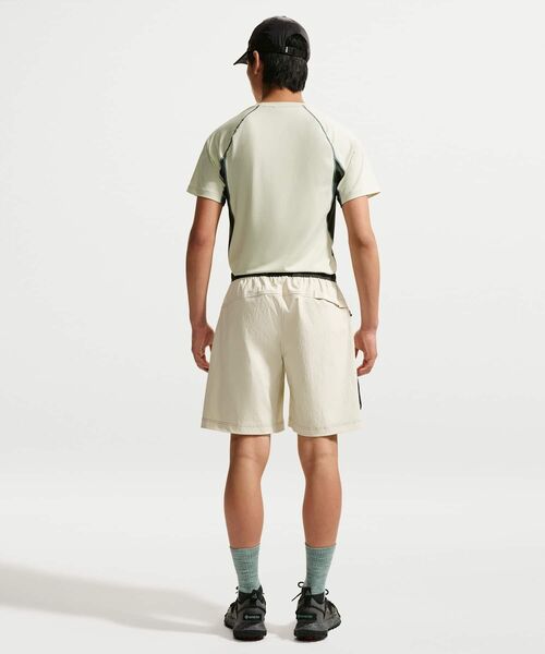 ACG(エィシージー)の「ナイキ ACG "Wildsee" メンズ Dri-FIT ショートスリーブ インナー トップス / Nike ACG "Wildsee" Men's Dri-FIT Short-Sleeve Base Layer Top IO1453-020 Sea Glass(Tシャツ/カットソー・メンズ・グリーン系その他2・2XL/XL/S/M/L)」の5枚目の写真
