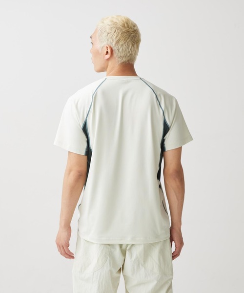 ACG(エィシージー)の「ナイキ ACG "Wildsee" メンズ Dri-FIT ショートスリーブ インナー トップス / Nike ACG "Wildsee" Men's Dri-FIT Short-Sleeve Base Layer Top IO1453-020 Sea Glass(Tシャツ/カットソー・メンズ・グリーン系その他2・2XL/XL/S/M/L)」の6枚目の写真