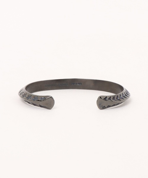 SUNSHINE REEVES（サンシャインリーブス）の「「Indian Jewelry/インディアンジュエリー」サンシャインリーブス トライアングル スモール w/ブラックロジウムコーティング（バングル/リストバンド・メンズ・アンティークシルバー・FREE）」の4枚目の写真