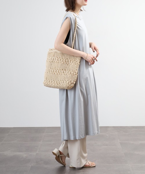 BRODIAEA(ブローディア)の「BRODIAEA ノースリーブカットソーワンピース(ワンピース・レディース・ブラック/サックスブルー/カーキ/ブルー・40)」の19枚目の写真