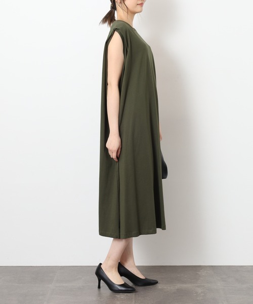 BRODIAEA(ブローディア)の「BRODIAEA ノースリーブカットソーワンピース(ワンピース・レディース・ブラック/サックスブルー/カーキ/ブルー・40)」の14枚目の写真