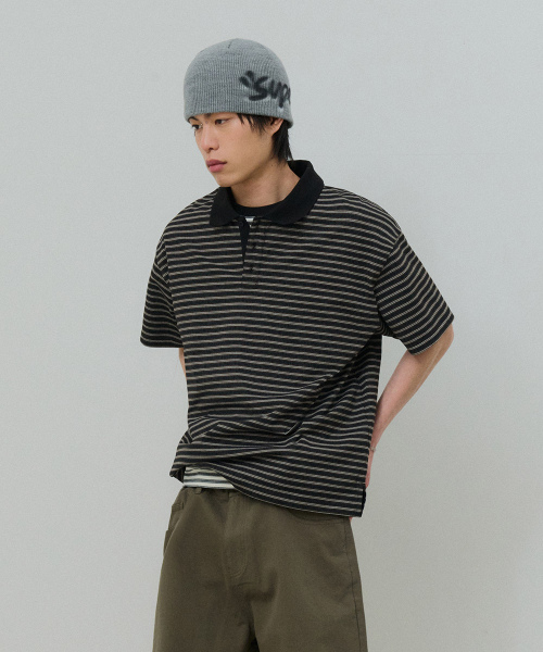 DESIRED（デシレッド）の「ストライプカラー半袖Tシャツ-FBSK5701D03（ポロシャツ・メンズ・ブラック・MEDIUM/LARGE/X-LARGE）」の6枚目の写真