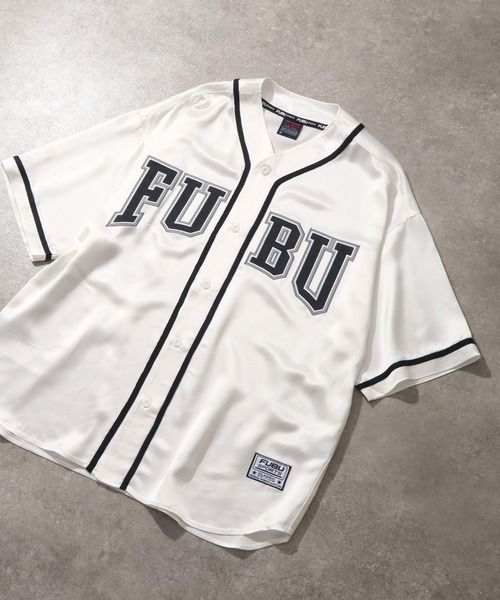 FUBU（ フブ）の「【FUBU/フブ】SATIN BASEBALL SHIRTS/サテン ベースボールシャツ（シャツ/ブラウス・メンズ・ブラック/ホワイト/ライトブルー・XL/M/L）」の21枚目の写真