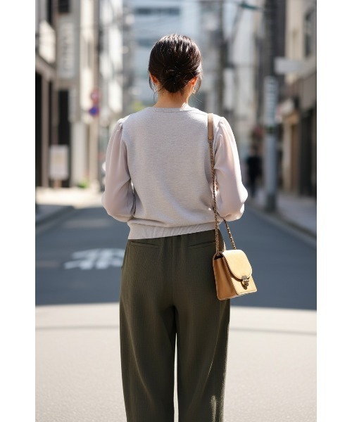 GIVERNY(ジヴェルニー)の「【大人可愛い/通勤・オフィス/春映え】袖シフォン切替クルーネックニット(ニット/セーター・レディース・ブラック/ホワイト/グレー・FREE)」の19枚目の写真