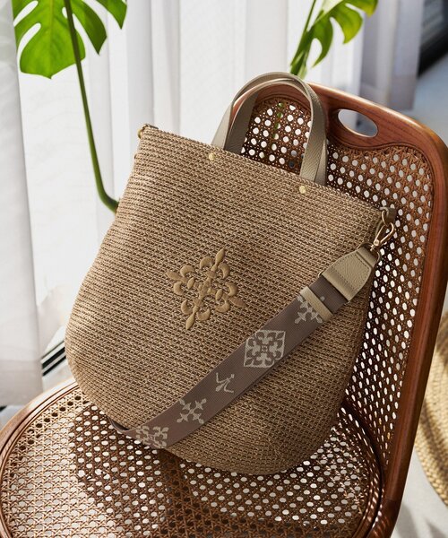 russet(ラシット)の「《WEB限定》スリム2WAYトートバッグ <ナイロンラフィア>(トートバッグ・レディース・ブラック/ダークブラウン/アイボリー/ボルドー・FREE)」の19枚目の写真