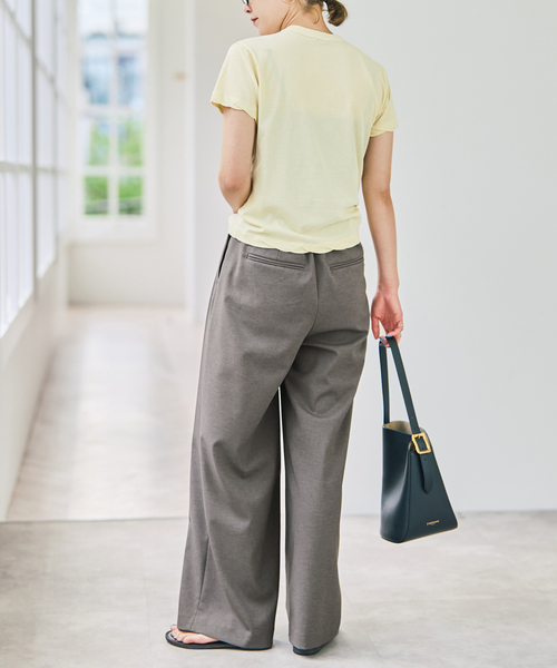 Spick & Span（スピックアンドスパン）の「《セットアップ可》ツイルストレッチタックパンツ（スラックス・レディース・アイボリー/チャコールグレー・36/38）」の18枚目の写真