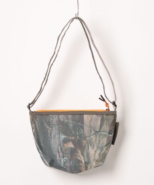 WEEKEND(ER)(ウィークエンダー)の「WEEKEND(ER)/ウィークエンダー ショルダーバッグ MESH PRINT BAG 9280001(ショルダーバッグ・メンズ・カモフラージュ・FREE)」の2枚目の写真