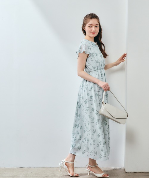 12Twelve Agenda(トゥエルブ アジェンダ)の「キーネック花柄ワンピース(ワンピース・レディース・グリーン/ブラック・M)」の4枚目の写真